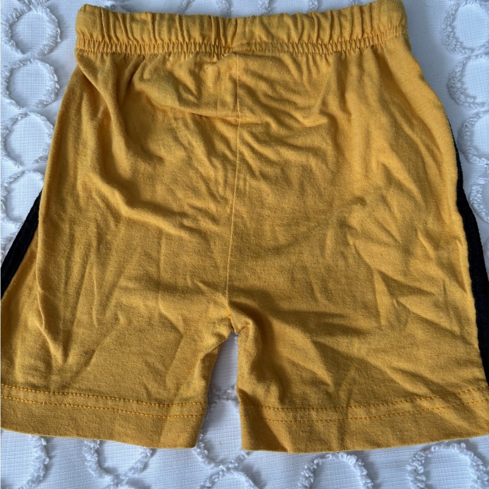 Disney Kids Matching Set - Yellow and Black - Picture 9 of 9
